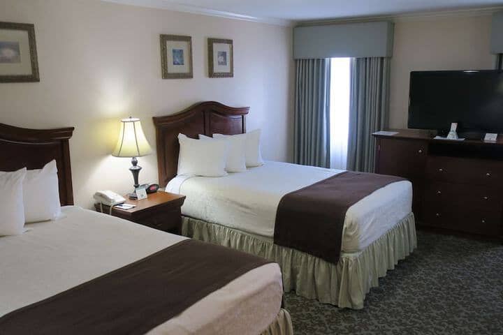 Room 14 of 32
